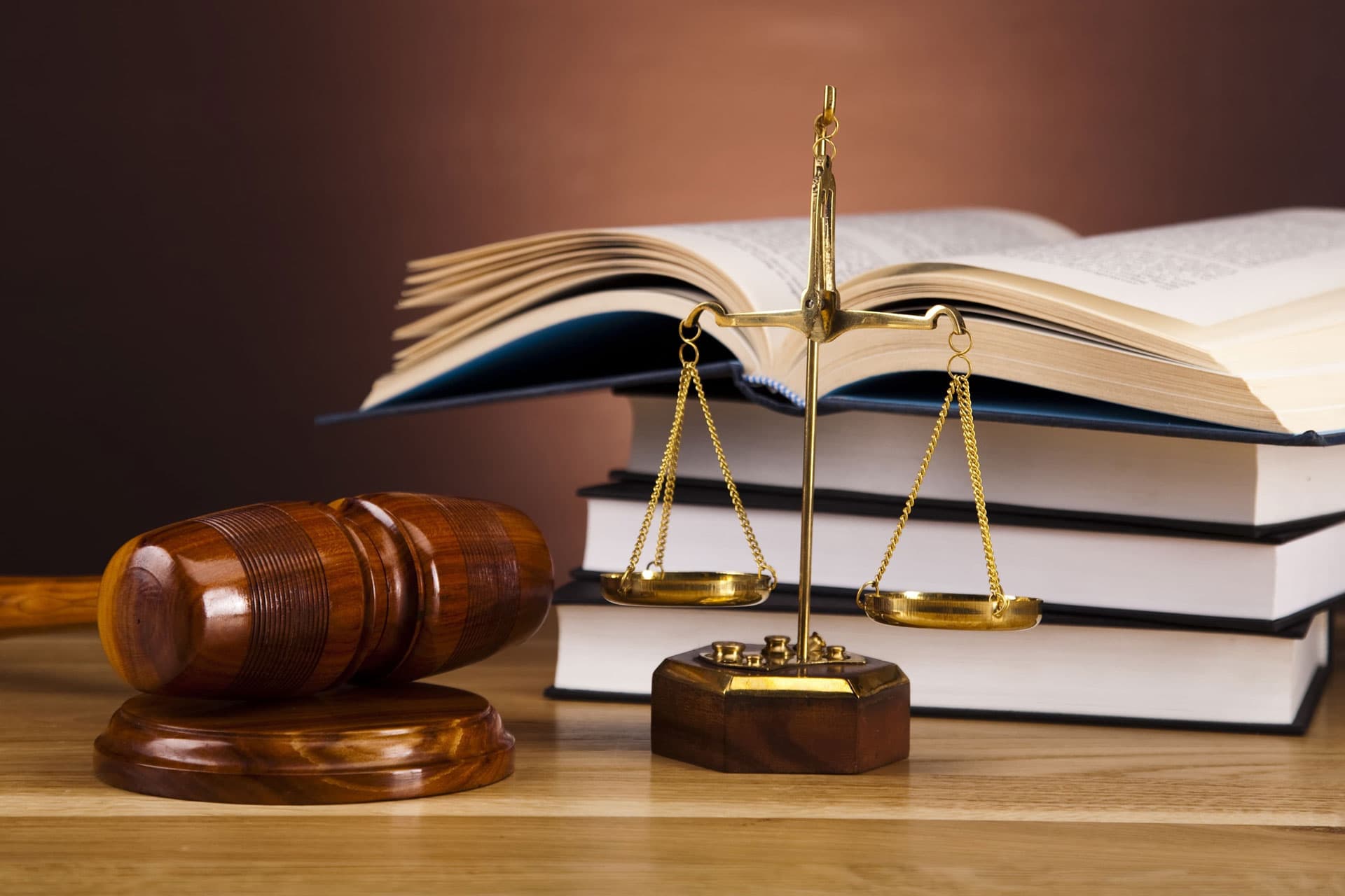 ¿Se enfrenta a un procedimiento penal?